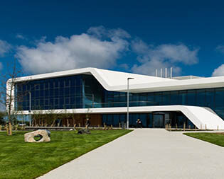 Fachada externa corian elite 1 e1776219036910