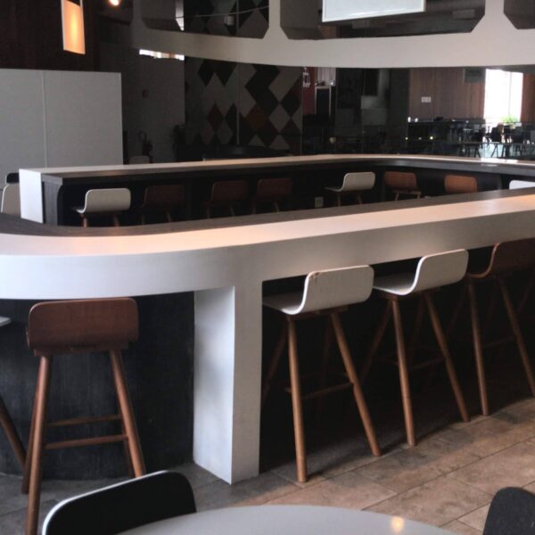 2DBD6292 F324 4E8B 916F AEC1B976E733 600x600