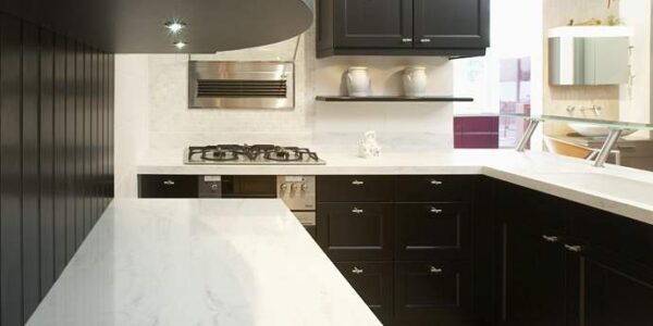 Aplicacao residencial corian rain cloud 600x300