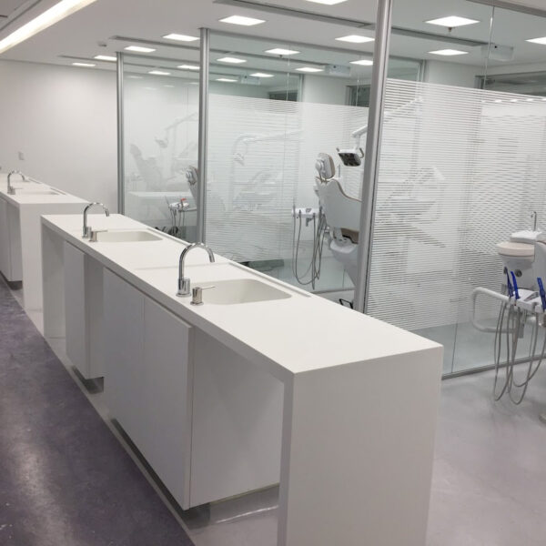Portifolio area da saude galeria superficie processador premium corian 01 600x600