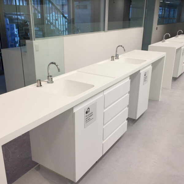 Portifolio area da saude galeria superficie processador premium corian 02 600x600