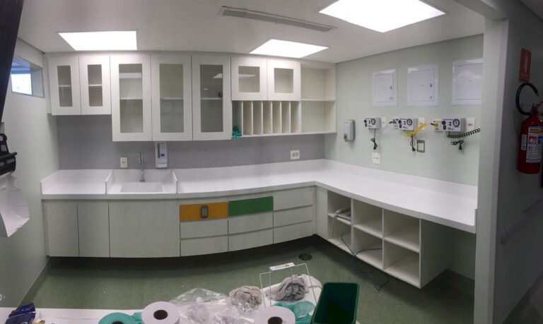 Portifolio area da saude galeria superficie processador premium corian 04 768x459