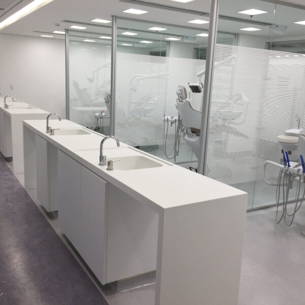 Portifolio area da saude galeria superficie processador premium corian 11 600x600