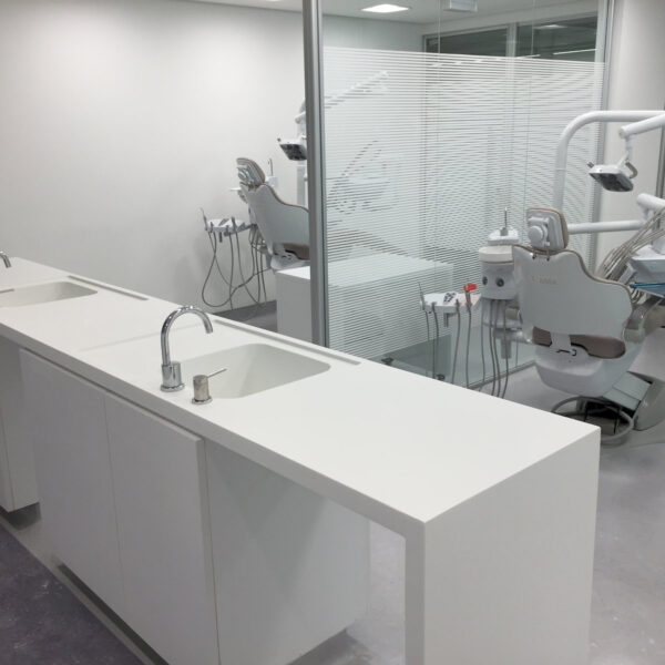 Portifolio area da saude galeria superficie processador premium corian 13 600x600