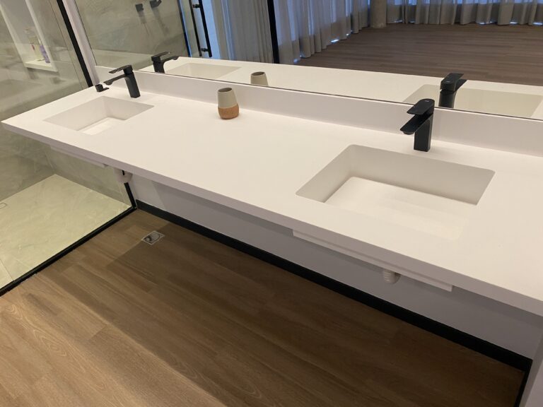 Portifolio banheiros galeria elite superficie 29 768x576