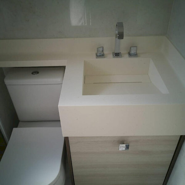 Portifolio banheiros galeria superficie processador premium corian 04 600x600