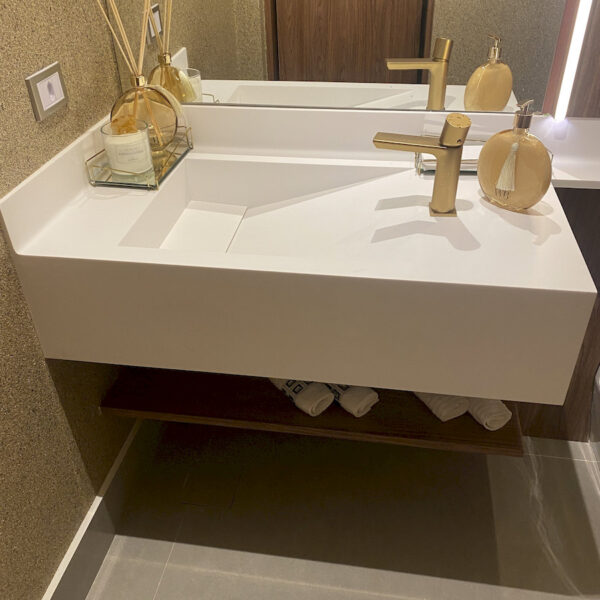 Portifolio banheiros galeria superficie processador premium corian 14 600x600