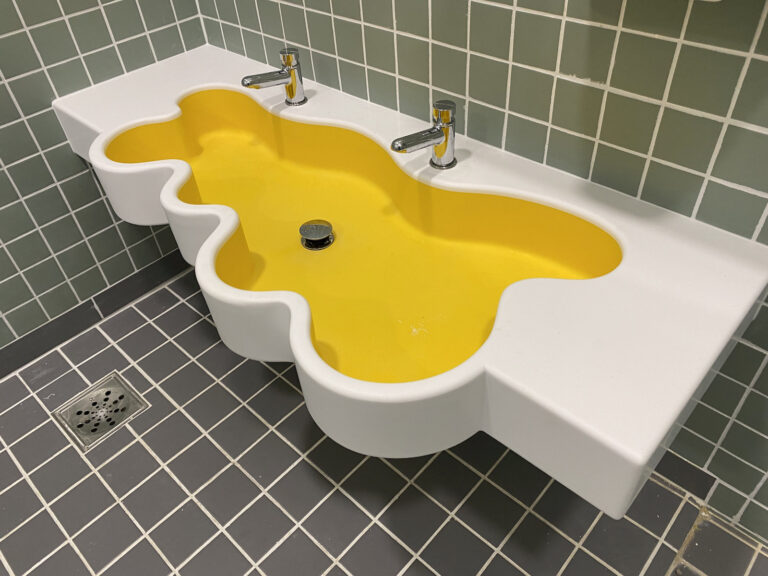 Portifolio banheiros galeria superficie processador premium corian 16 768x576