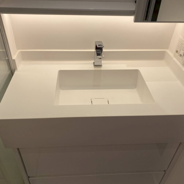 Portifolio banheiros galeria superficie processador premium corian 21 600x600