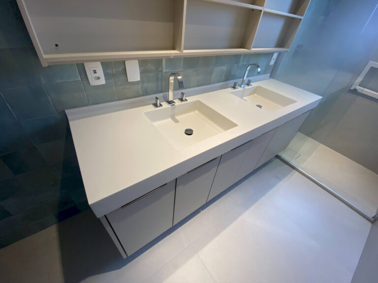 Portifolio banheiros galeria superficie processador premium corian 29 768x576