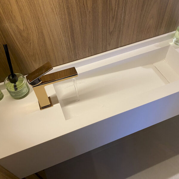 Portifolio banheiros galeria superficie processador premium corian 34 600x600