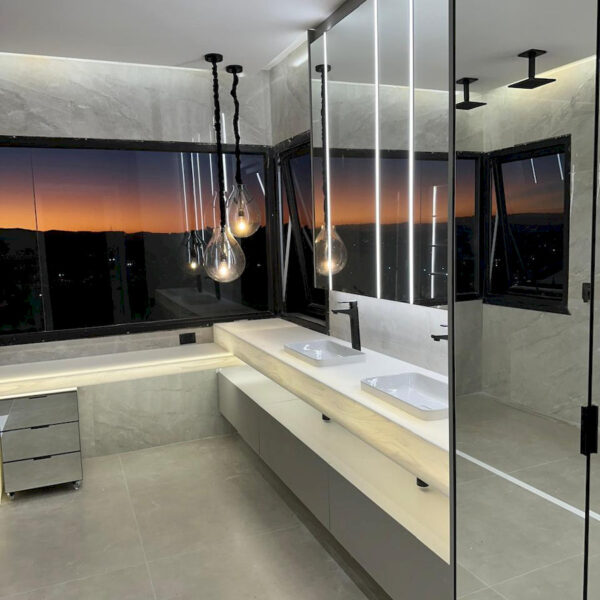 Portifolio banheiros galeria superficie processador premium corian 39 600x600