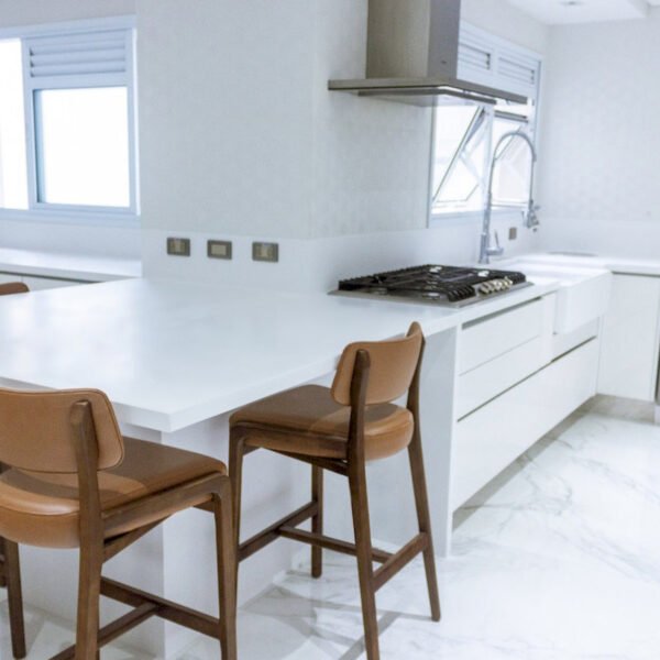 Portifolio cozinhas destaque superficie processador premium corian 03 600x600
