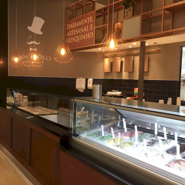 Portifolio food services galeria superficie processador premium corian 02 600x600