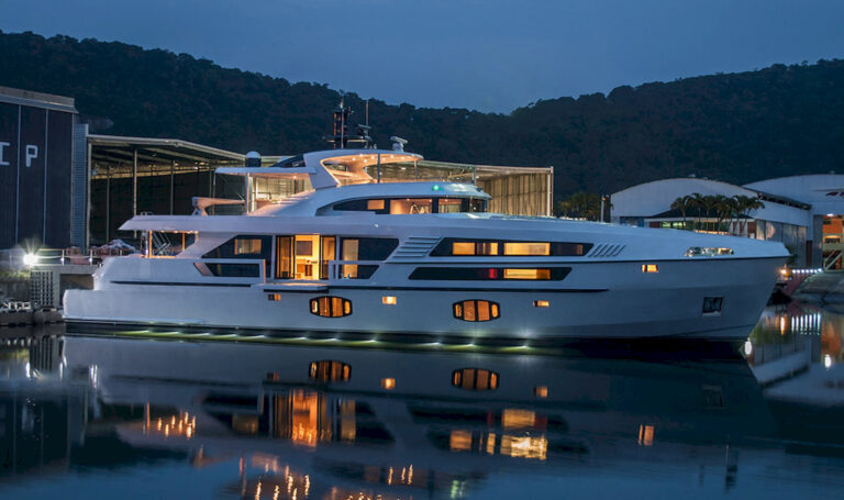 Portifolio nauticos galeria superficie processador premium corian 08 768x455