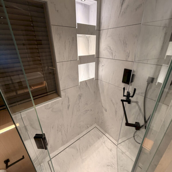 Portifolio revestimentos galeria superficie processador premium corian 07 600x600